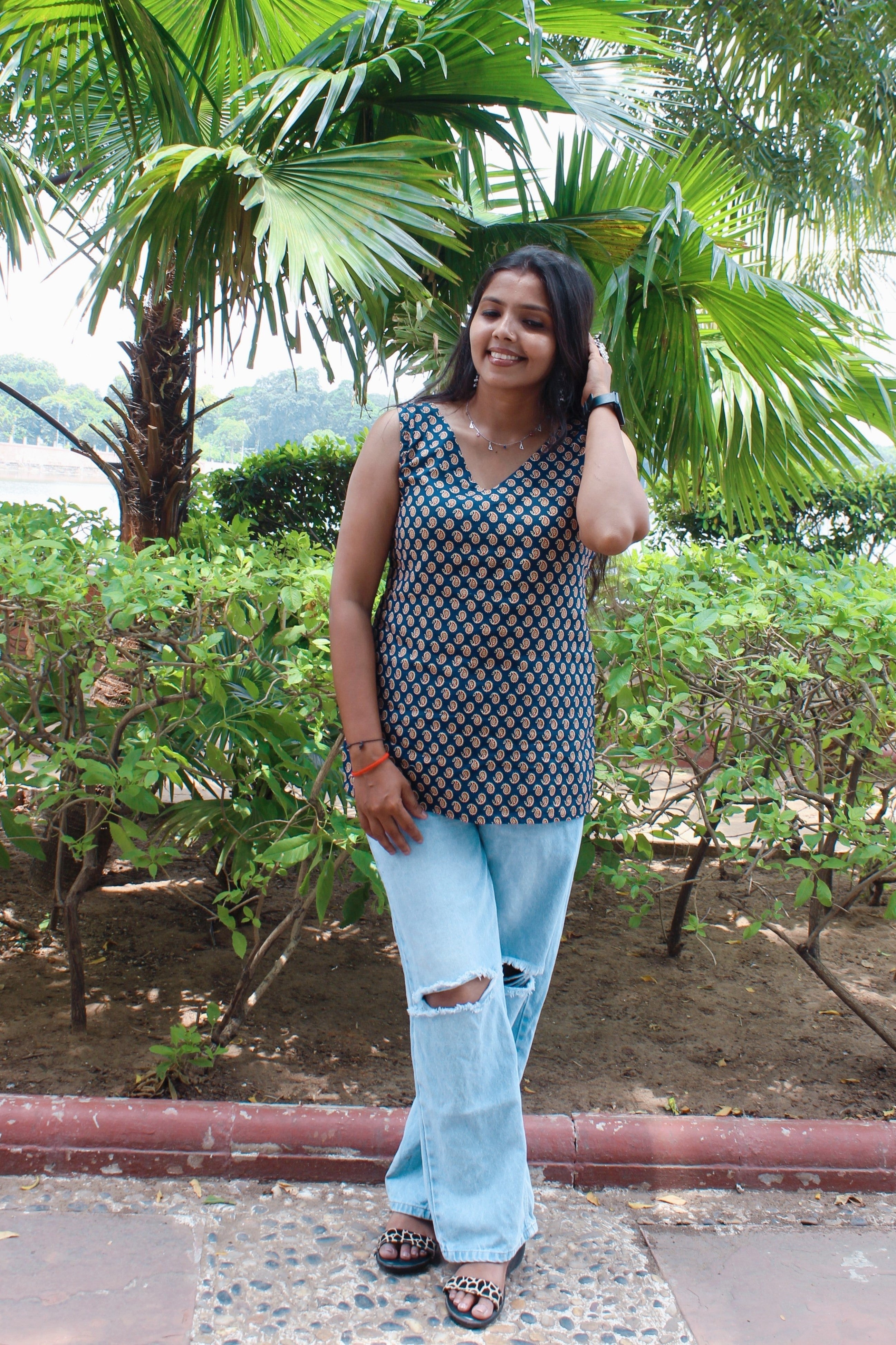 Desi Chic Paisley Printed Top